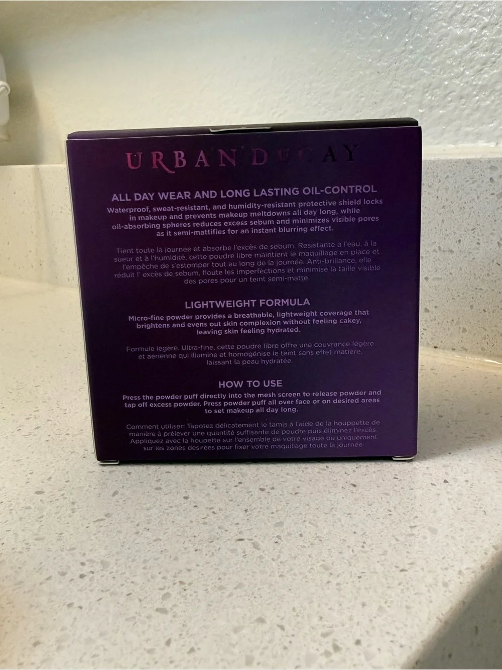 Urban Decay Translucent Setting Powder with Purple Puff